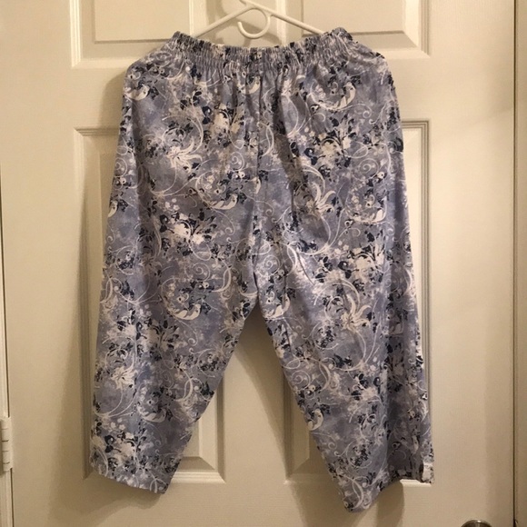 💖 Shenanigans Women’s Pants - Picture 3 of 5